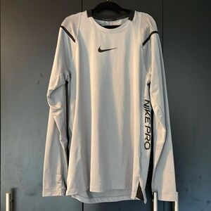 Nike top